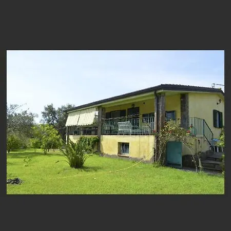 With 3 Bedrooms In Cea Barisardo With Enclosed Garden 300 M From The Beach Apartamento Bari Sardo