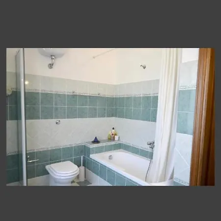 With 3 Bedrooms In Cea Barisardo With Enclosed Garden 300 M From The Beach Apartamento