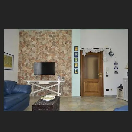 With 3 Bedrooms In Cea Barisardo With Enclosed Garden 300 M From The Beach Bari Sardo