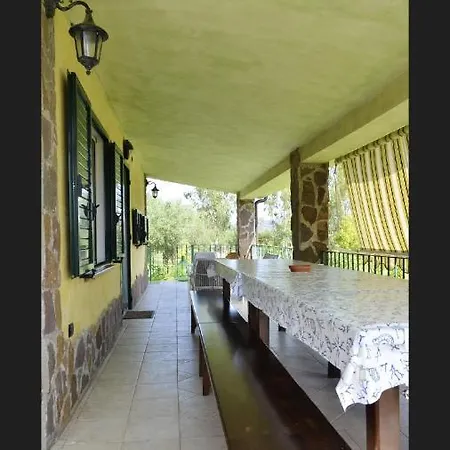 With 3 Bedrooms In Cea Barisardo With Enclosed Garden 300 M From The Beach * Bari Sardo