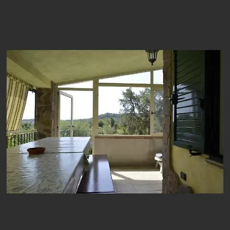 Apartamento With 3 Bedrooms In Cea Barisardo With Enclosed Garden 300 M From The Beach *
